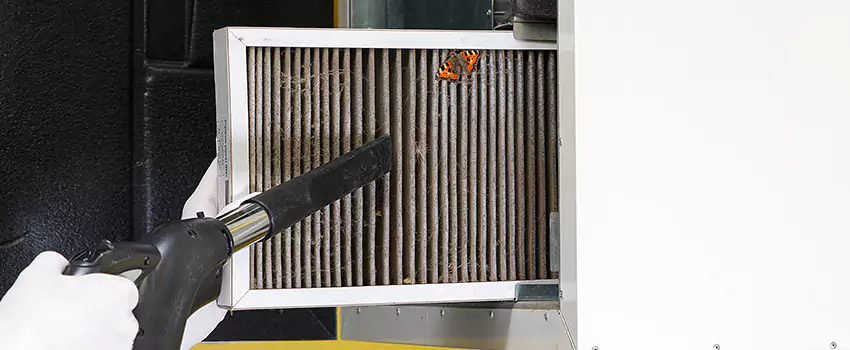 Clogged Air Duct Cleaning Process in Birmingham, MI